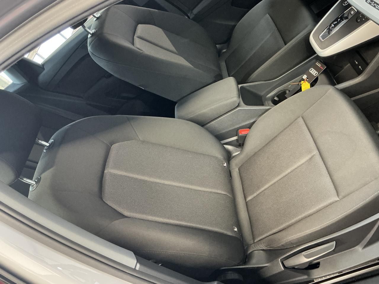 Fahrzeugabbildung Audi Q4 Sportback e-tron 35 Standhzg|ACC|LED|Navi|PDC