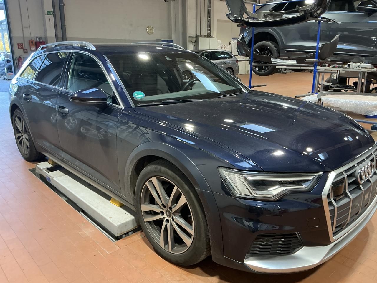 Fahrzeug autohaus mense Fahrzeugabbildung Audi A6 allroad 45 TDI quattro S tronic Matrix|AHK|Lu
