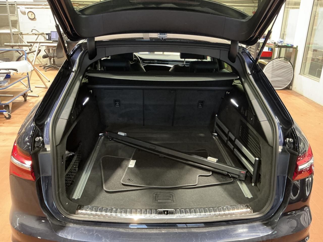 Fahrzeug autohaus mense Fahrzeugabbildung Audi A6 allroad 45 TDI quattro S tronic Matrix|AHK|Lu