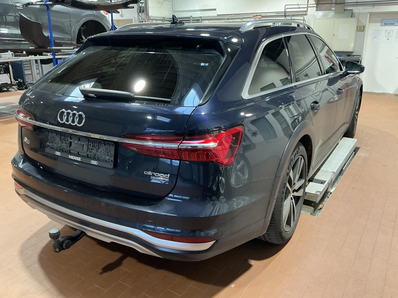 Fahrzeug autohaus mense Fahrzeugabbildung Audi A6 allroad 45 TDI quattro S tronic Matrix|AHK|Lu