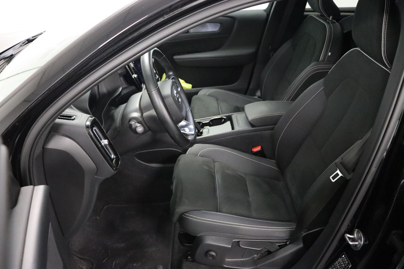 Fahrzeug autohaus mense Fahrzeugabbildung Volvo C40 Plus Recharge Pure Electric AWD Pano|SD|ACC