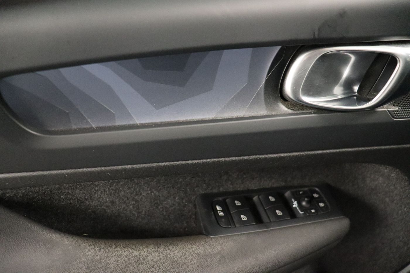 Fahrzeug autohaus mense Fahrzeugabbildung Volvo C40 Plus Recharge Pure Electric AWD Pano|SD|ACC