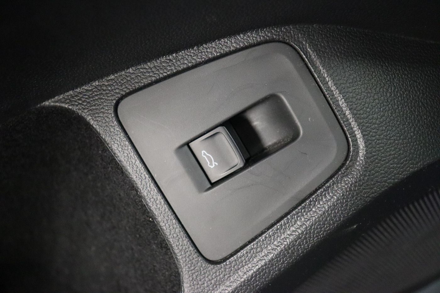 Fahrzeugabbildung Volkswagen Tiguan Allspace 2.0 TSI 4Motion DSG R-Line h/k