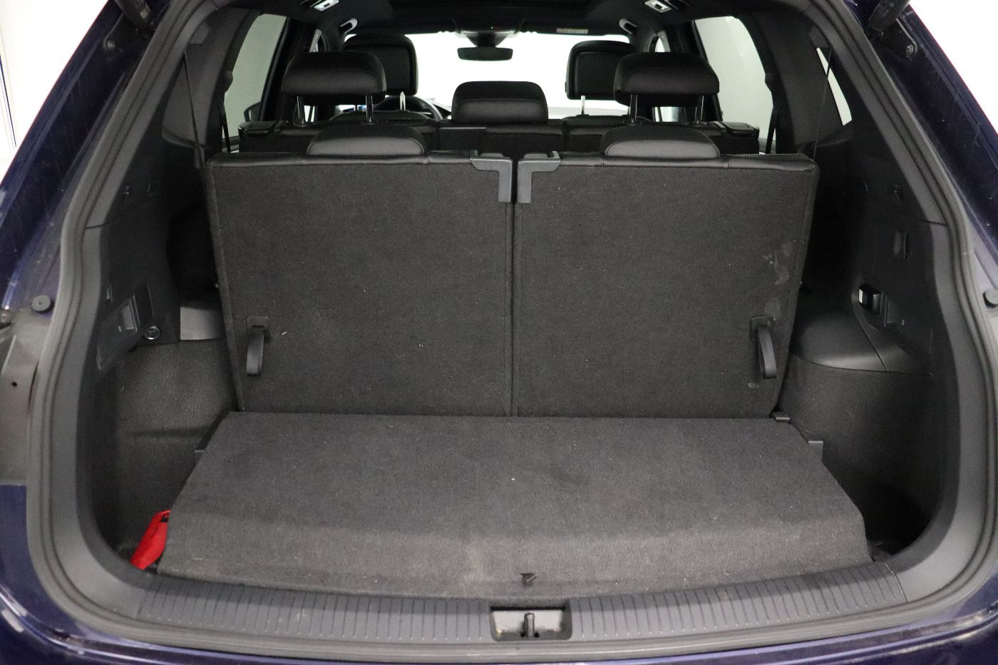 Fahrzeugabbildung Volkswagen Tiguan Allspace 2.0 TSI 4Motion DSG R-Line h/k