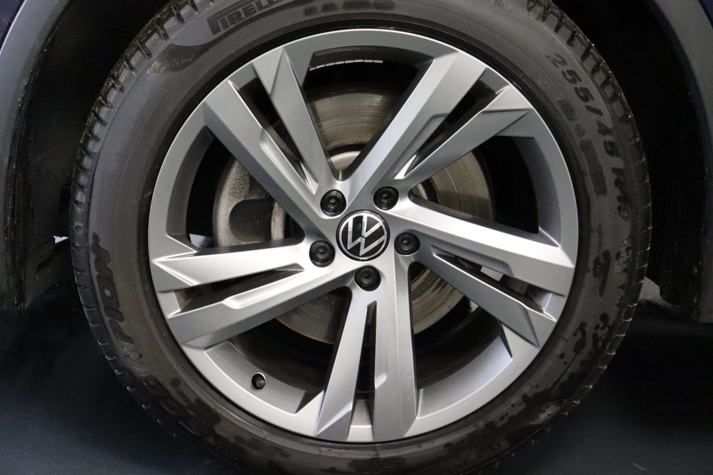 Fahrzeugabbildung Volkswagen Tiguan Allspace 2.0 TSI 4Motion DSG R-Line h/k