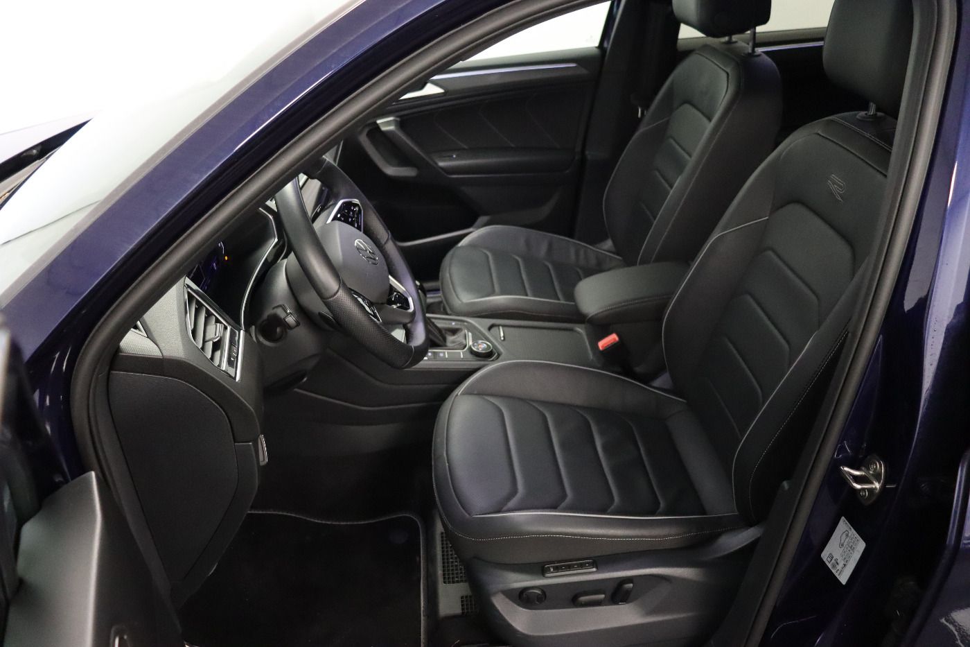 Fahrzeugabbildung Volkswagen Tiguan Allspace 2.0 TSI 4Motion DSG R-Line h/k