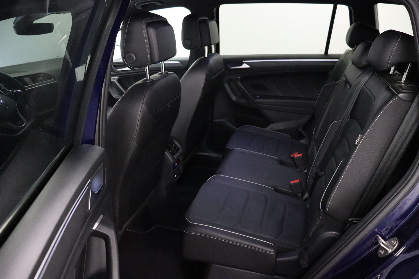 Fahrzeugabbildung Volkswagen Tiguan Allspace 2.0 TSI 4Motion DSG R-Line h/k