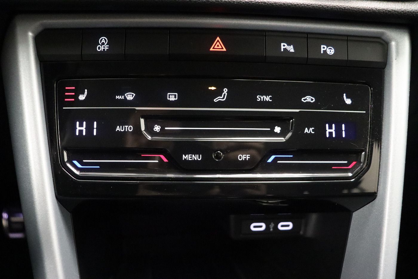 Fahrzeug autohaus mense Fahrzeugabbildung Volkswagen T-Roc 1.0 TSI Life Goal CarPlay|ACC|LED|Navi|PDC