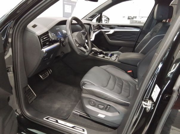 Fahrzeugabbildung Volkswagen Touareg 3.0 TSI R-Line IQ.Light|Matrix|CarPlay