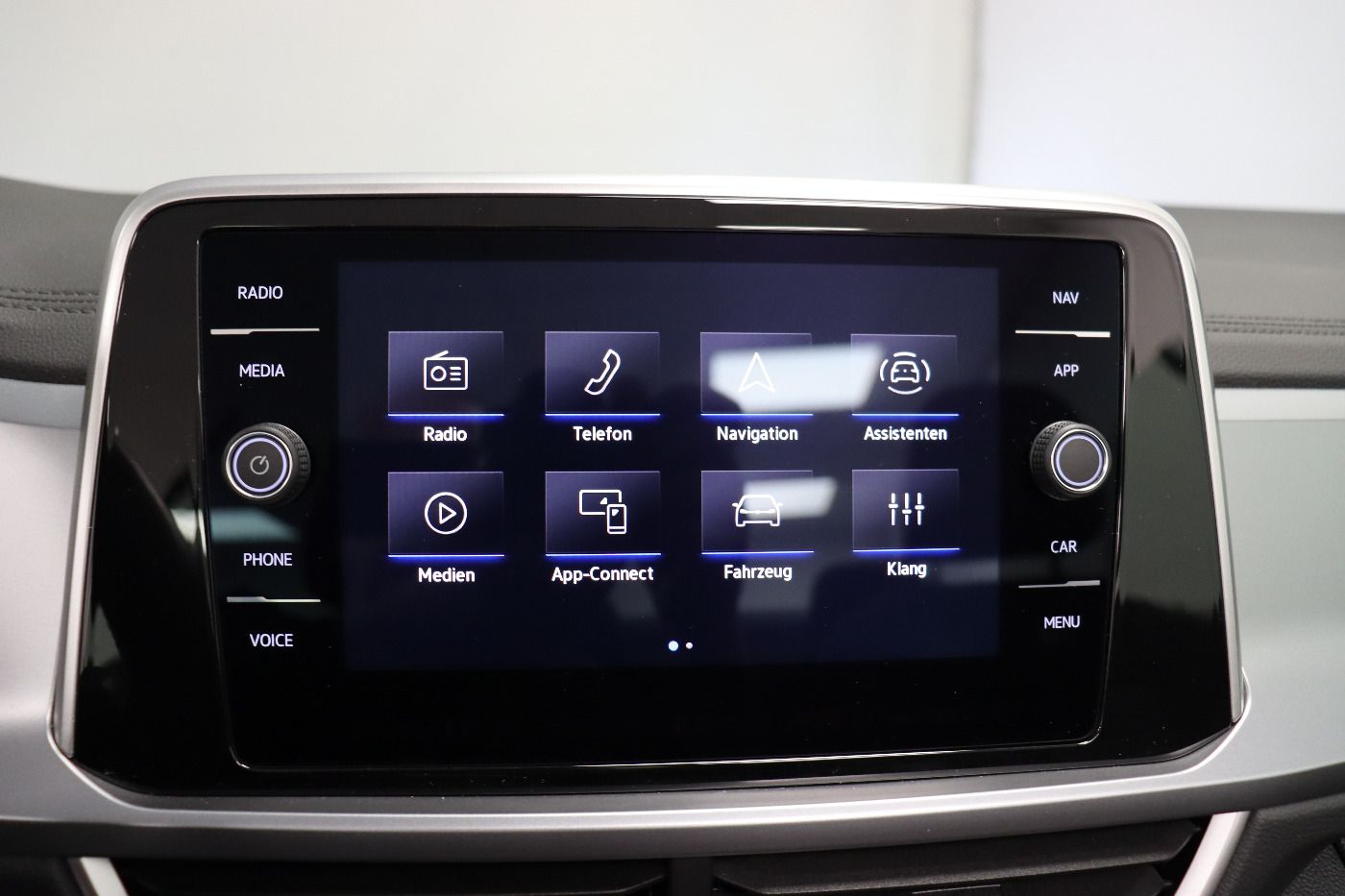 Fahrzeugabbildung Volkswagen T-Roc Cabriolet 1.5 TSI Style IQ.Light|Matrix|LM