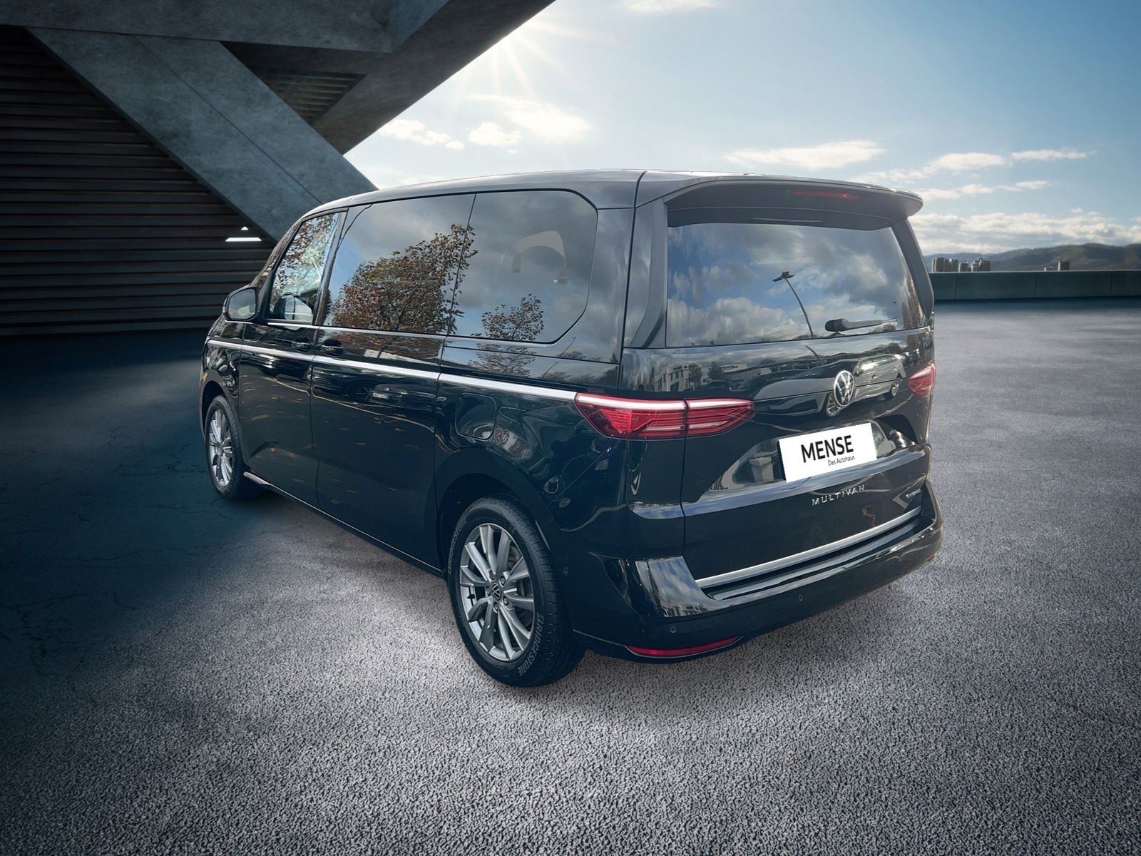 Fahrzeugabbildung Volkswagen T7 Multivan 1.4 TSI Style IQ.Light|AHK