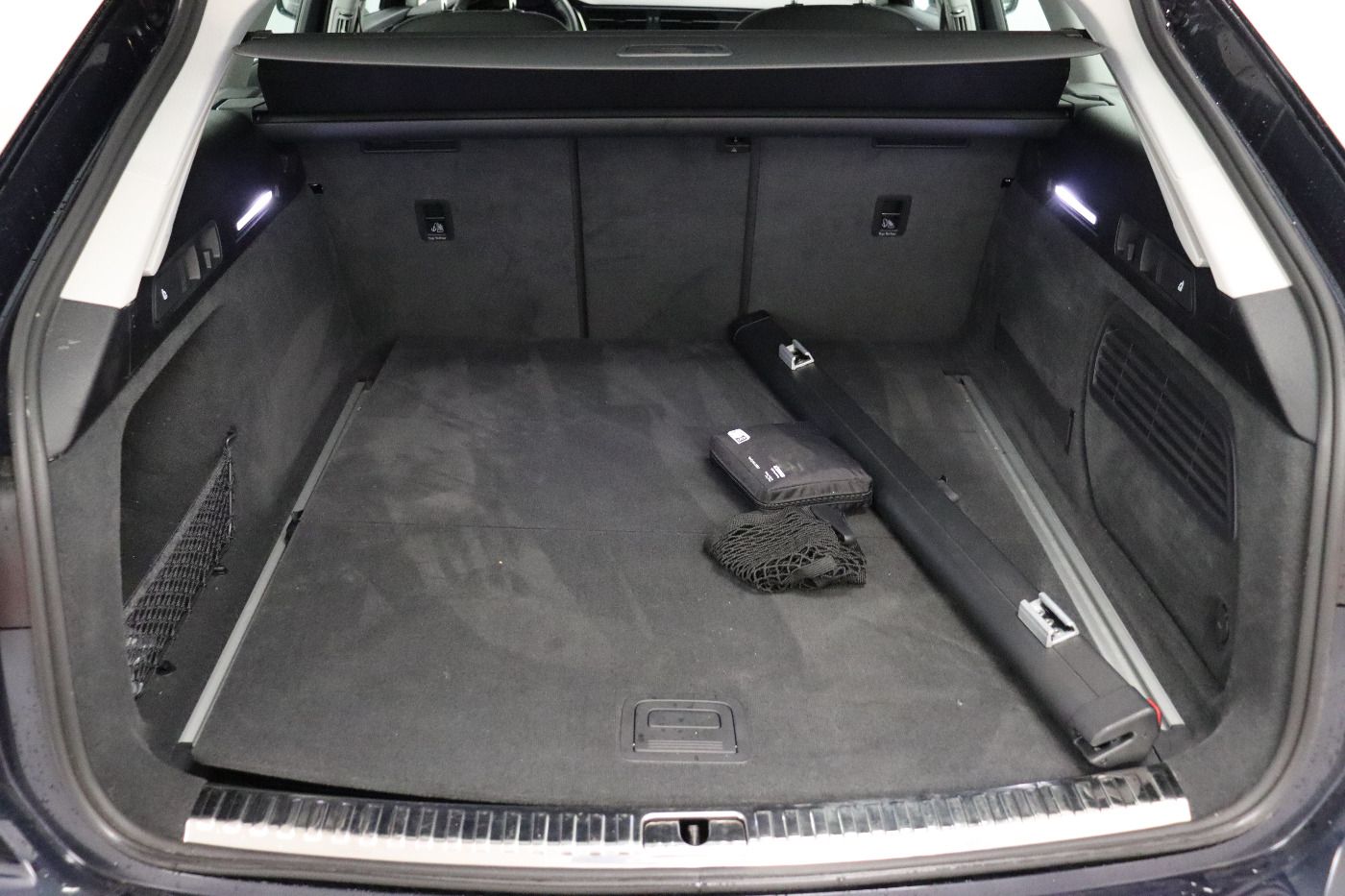 Fahrzeugabbildung Audi A6 Avant 45 TDI quattro S tronic advanced ACC