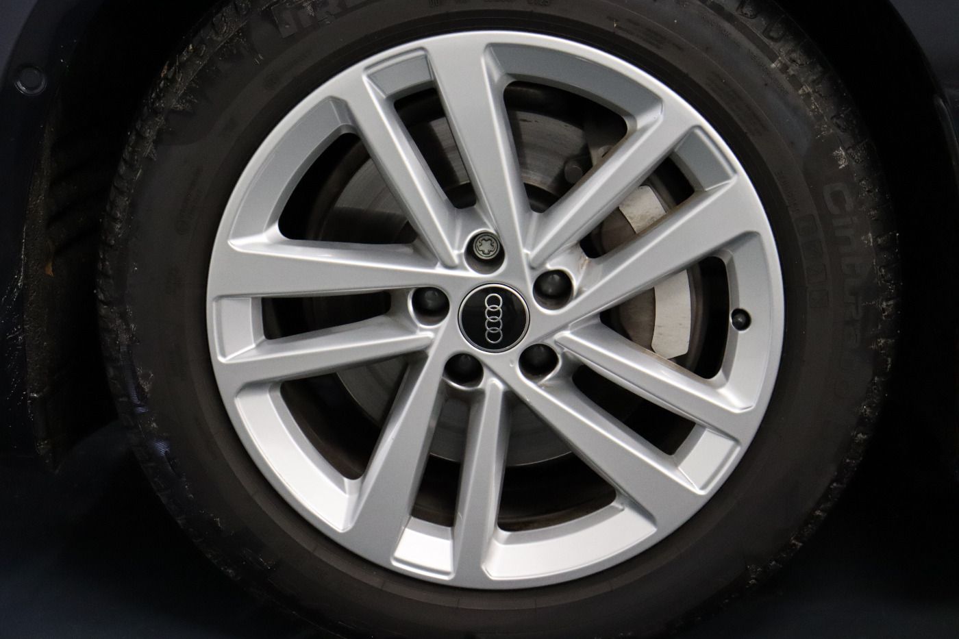 Fahrzeugabbildung Audi A6 Avant 45 TDI quattro S tronic advanced ACC