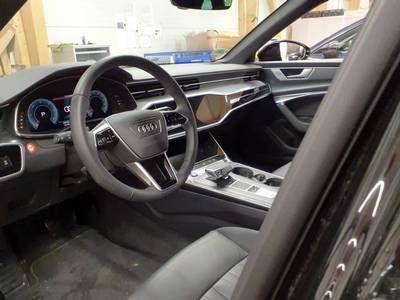 Fahrzeugabbildung Audi A6 Avant 45 TDI quattro S tronic advanced Matrix