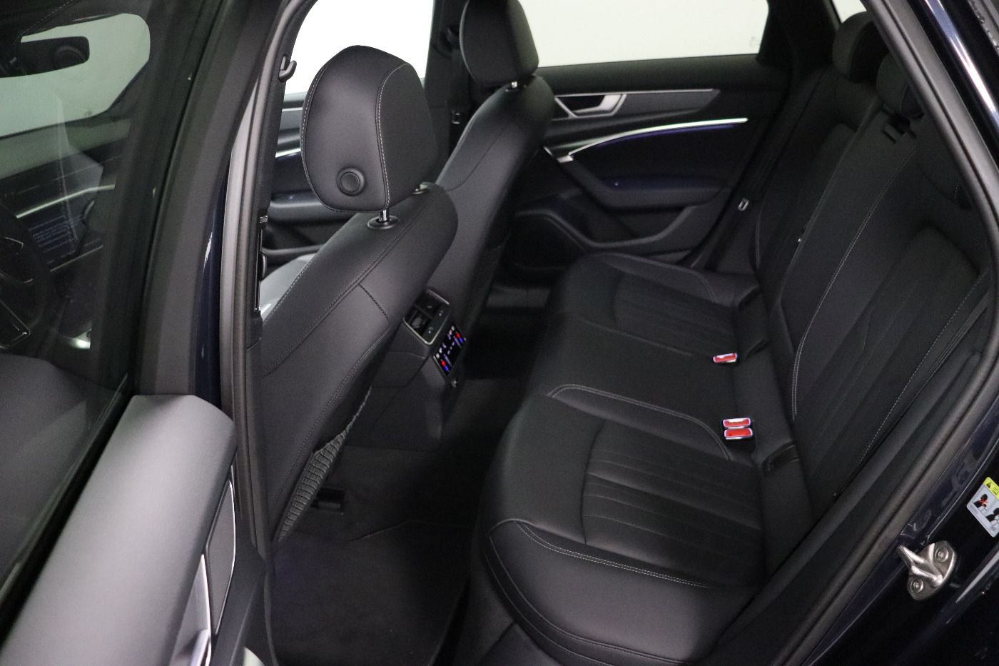 Fahrzeug autohaus mense Fahrzeugabbildung Audi A6 Avant 45 TDI quattro S tronic Advanced Matrix