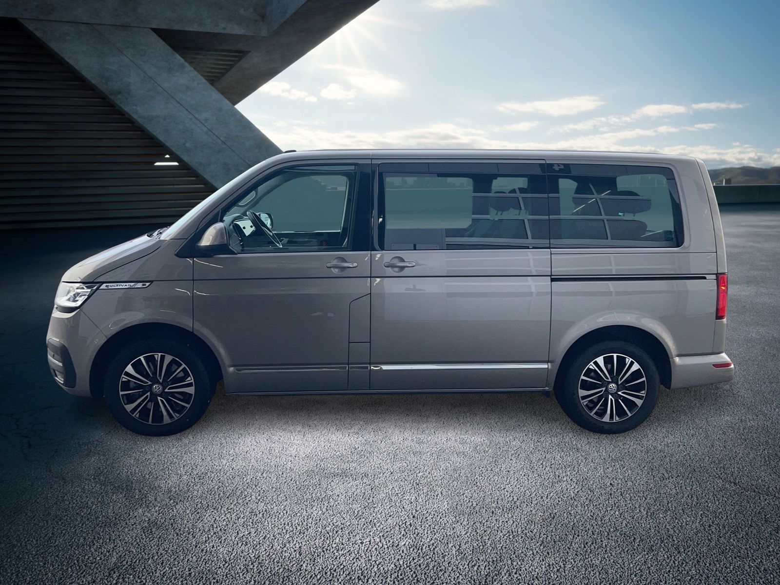Fahrzeugabbildung Volkswagen T6.1 Multivan 2.0 TDI FWD Generation Six