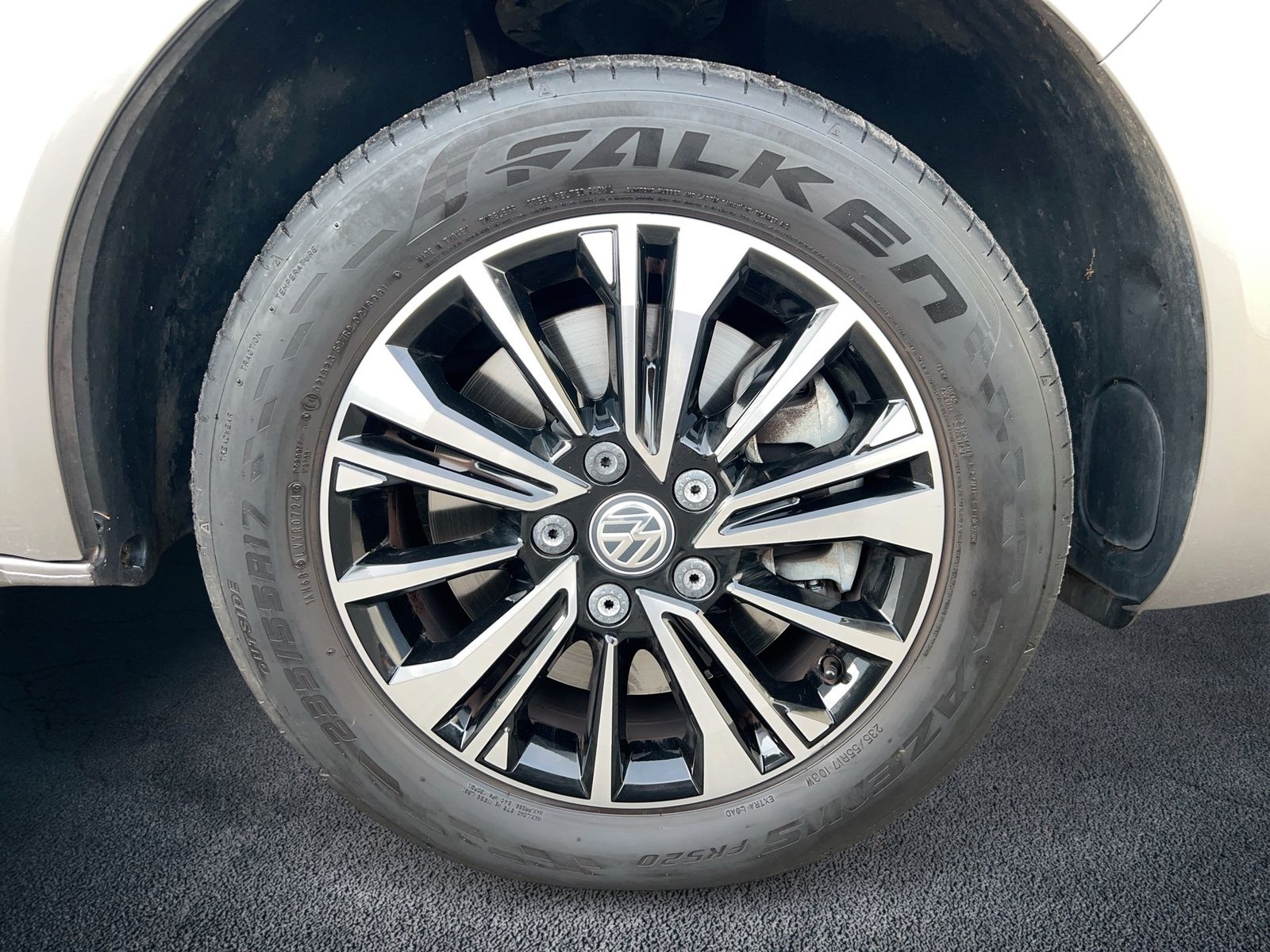 Fahrzeugabbildung Volkswagen T6.1 Multivan 2.0 TDI FWD Generation Six