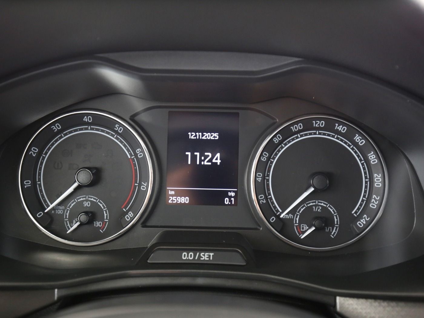 Fahrzeugabbildung SKODA Kamiq 1.0 TSI Clever LED|Kamera|KlimaA|LaneAss