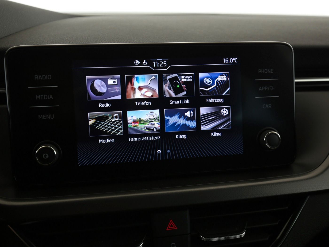 Fahrzeugabbildung SKODA Kamiq 1.0 TSI Clever LED|Kamera|KlimaA|LaneAss