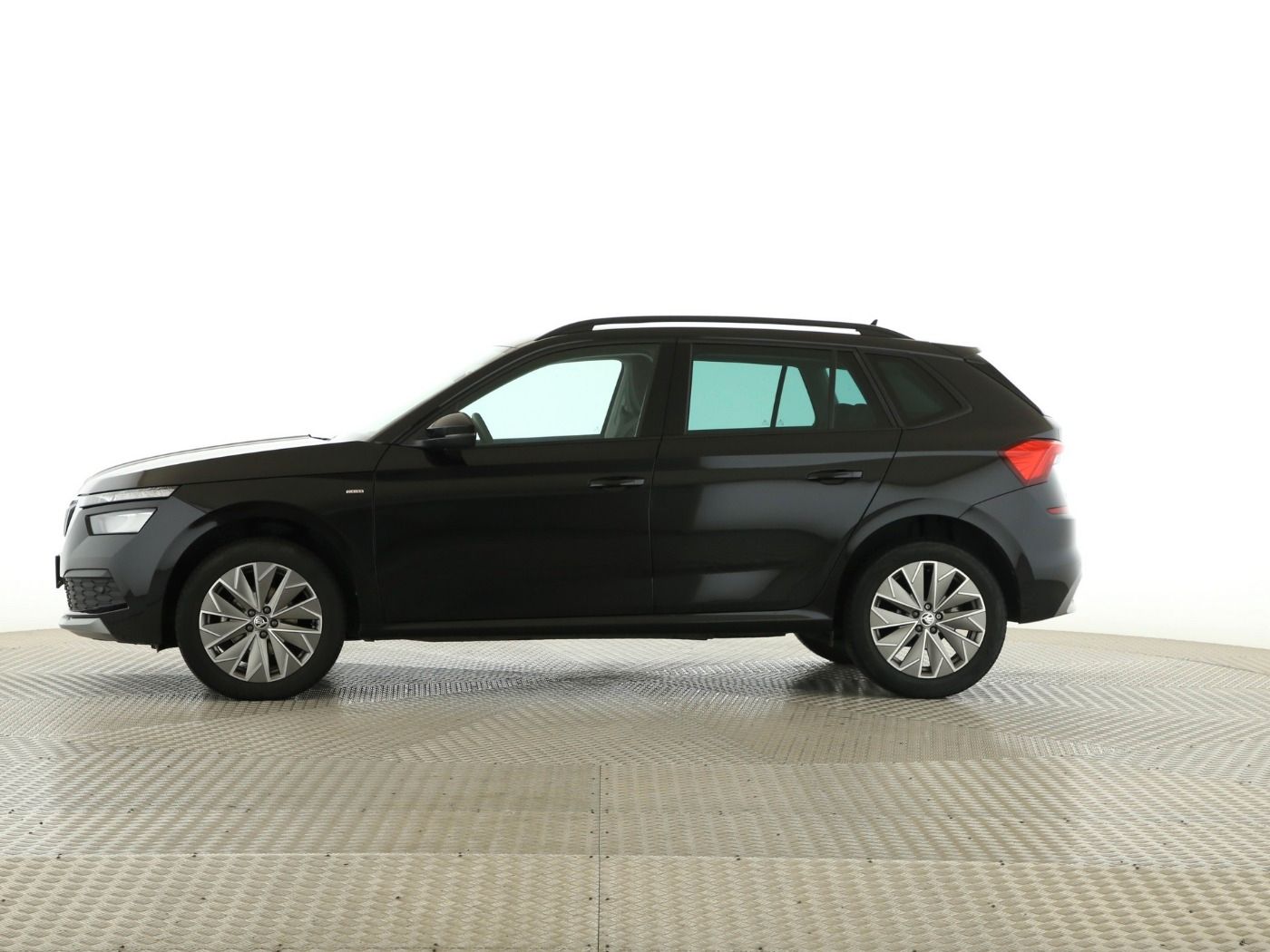 Fahrzeugabbildung SKODA Kamiq 1.0 TSI Clever LED|Kamera|KlimaA|LaneAss