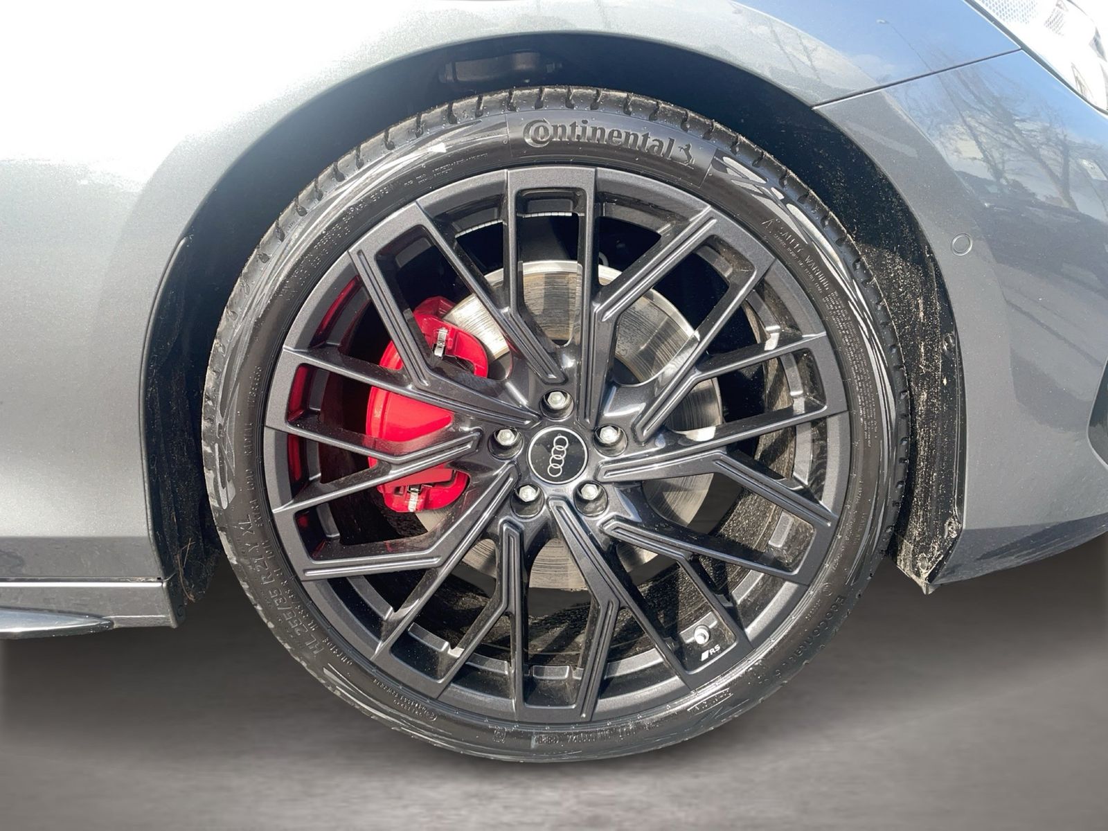 Fahrzeugabbildung Audi A6 Avant edition one e-hybrid quattro 270 kW