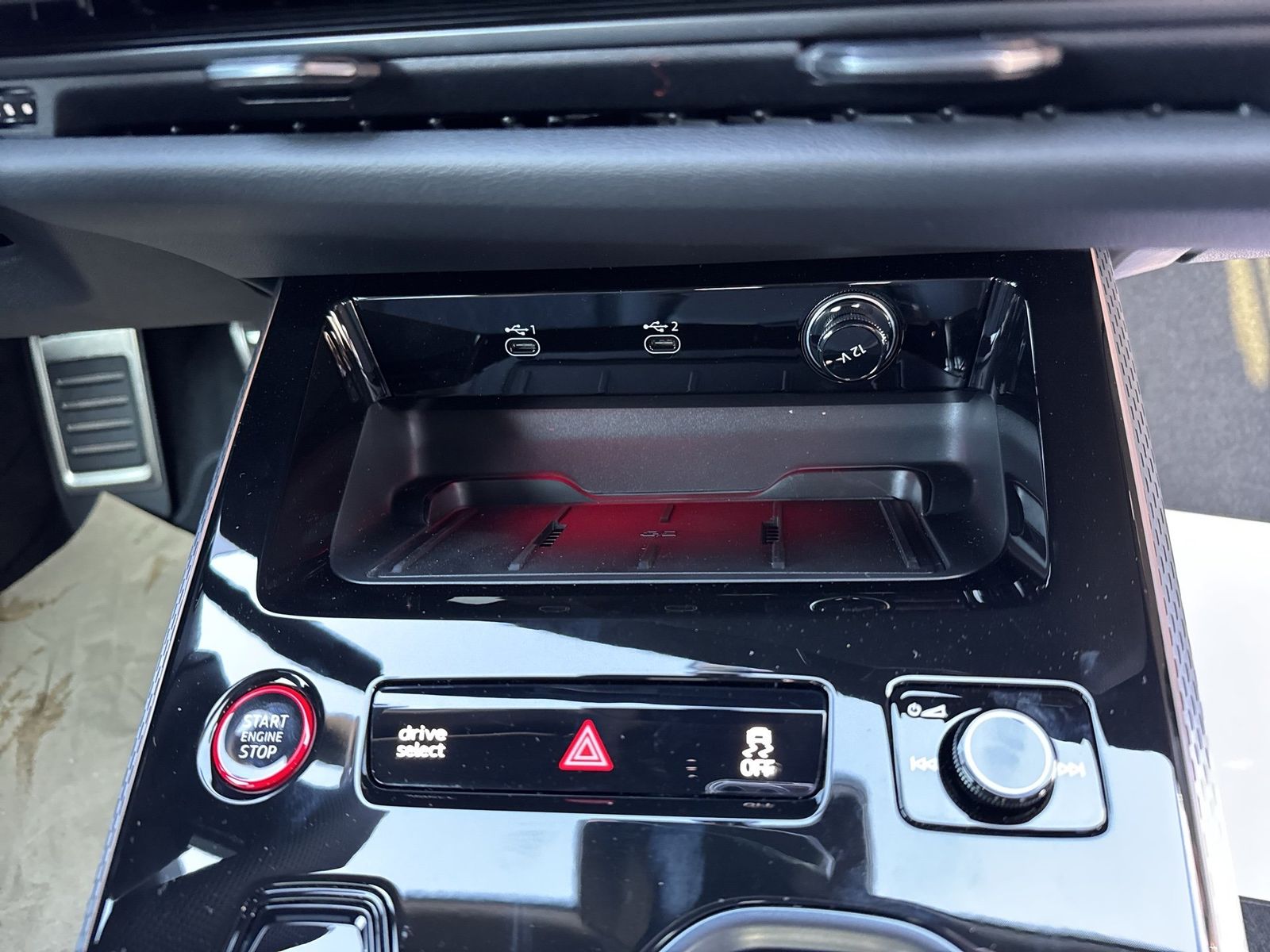 Fahrzeugabbildung Audi A6 Avant TDI quattro 150 kW S tronic B&O|AHK|HUD