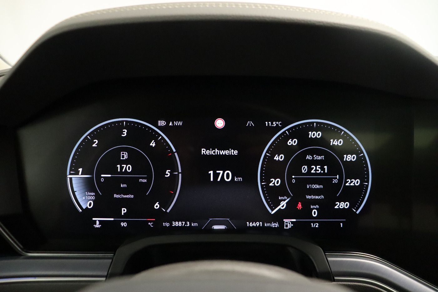 Fahrzeug autohaus mense Fahrzeugabbildung Volkswagen Touareg 3.0 TDI R-Line IQ.Light|Matrix|CarPlay
