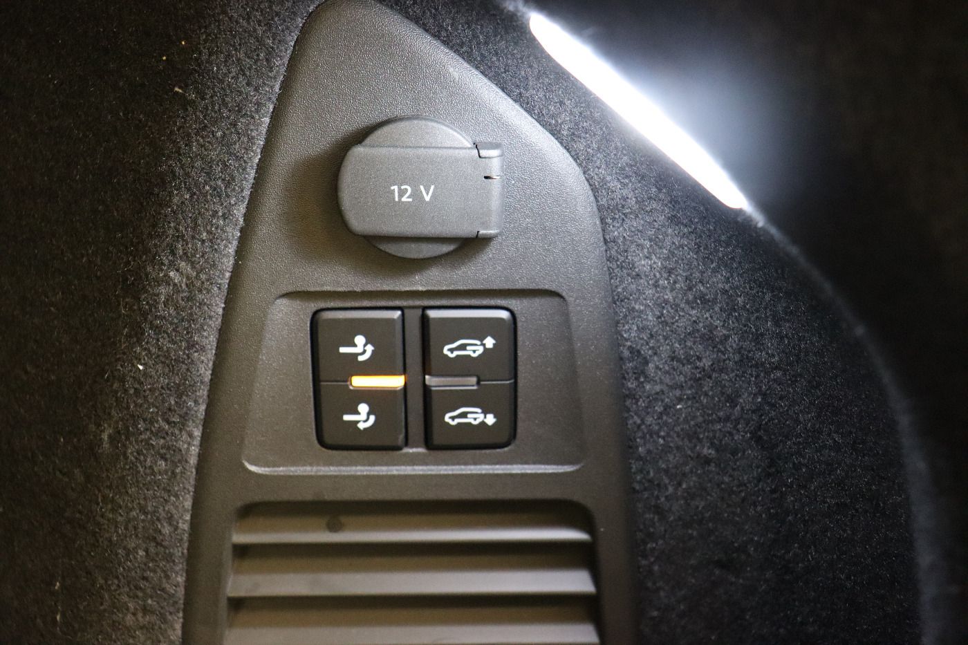 Fahrzeug autohaus mense Fahrzeugabbildung Volkswagen Touareg 3.0 TDI R-Line IQ.Light|Matrix|CarPlay