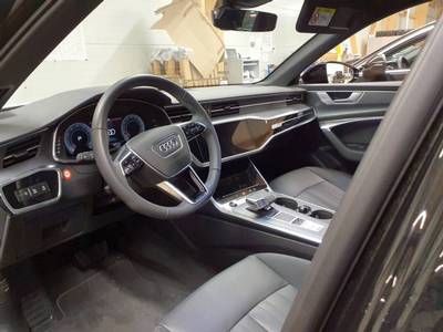 Fahrzeugabbildung Audi A6 Avant 45 TFSI S tronic Advanced ParkAss