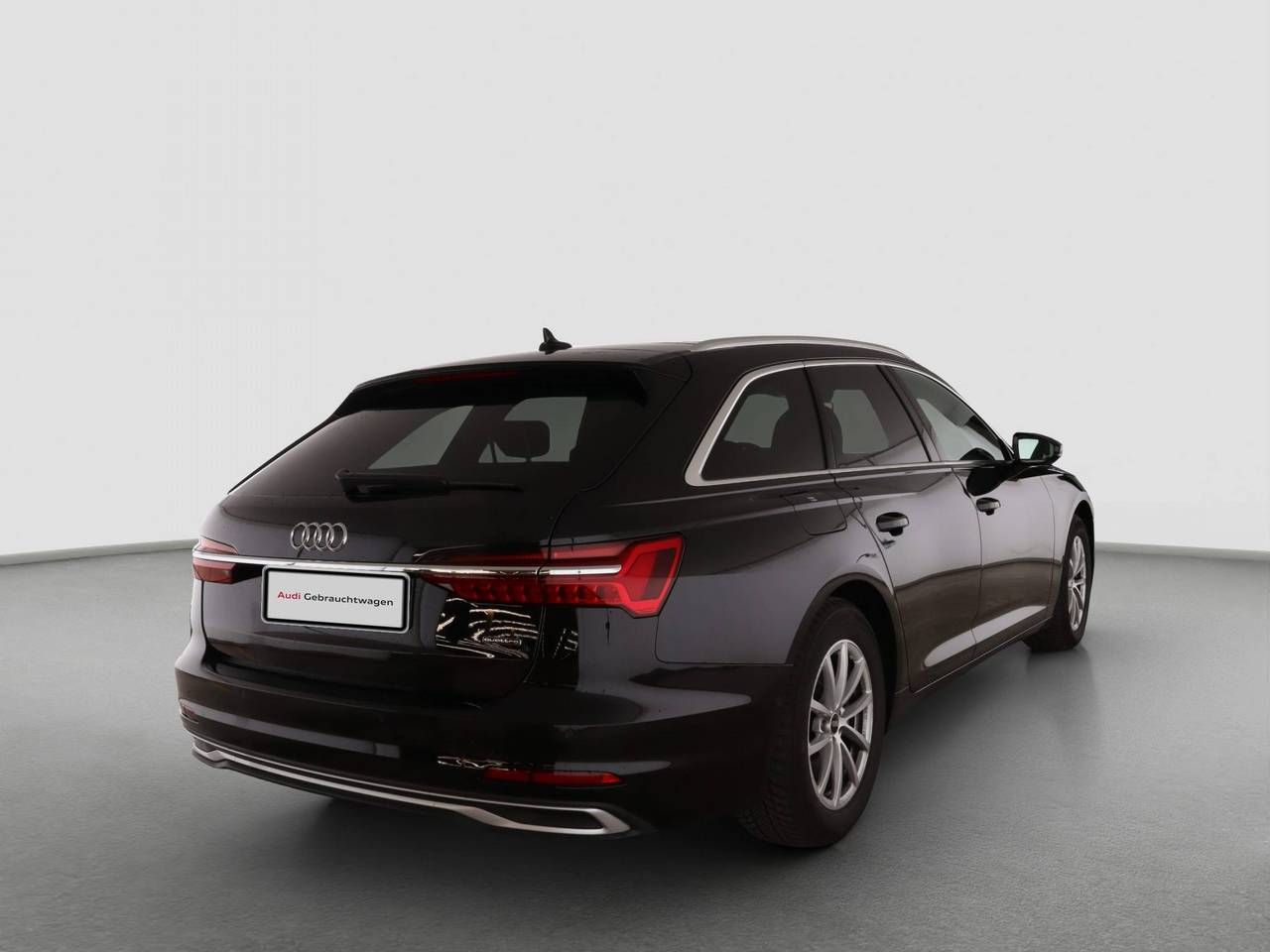 Fahrzeugabbildung Audi A6 Avant 45 TFSI quattro S tronic advanced AHK