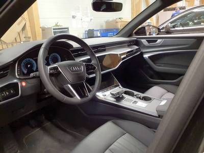 Fahrzeugabbildung Audi A6 Avant 45 TFSI quattro S tronic advanced AHK