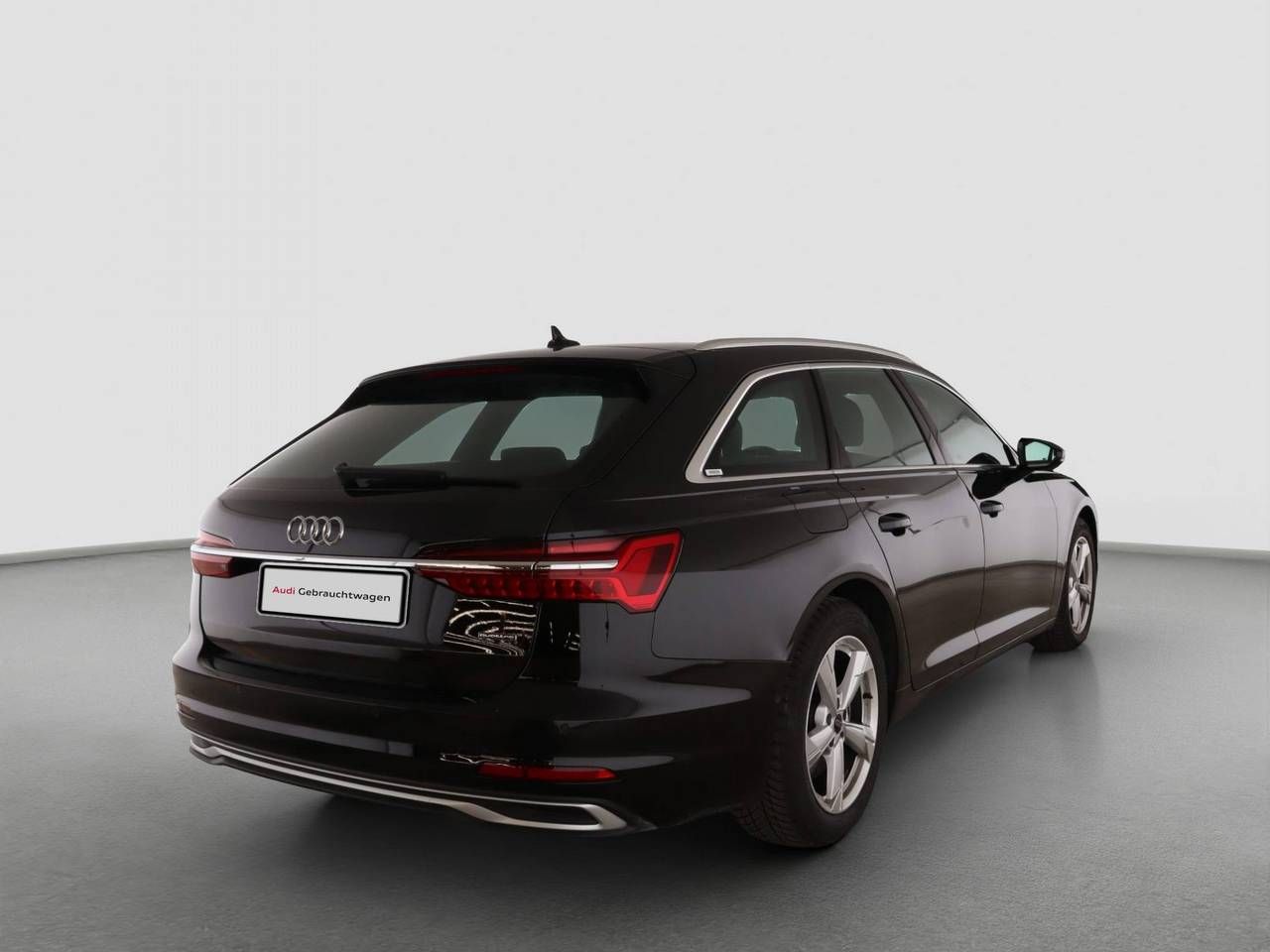 Fahrzeugabbildung Audi A6 Avant 45 TFSI quattro S tronic advanced AHK