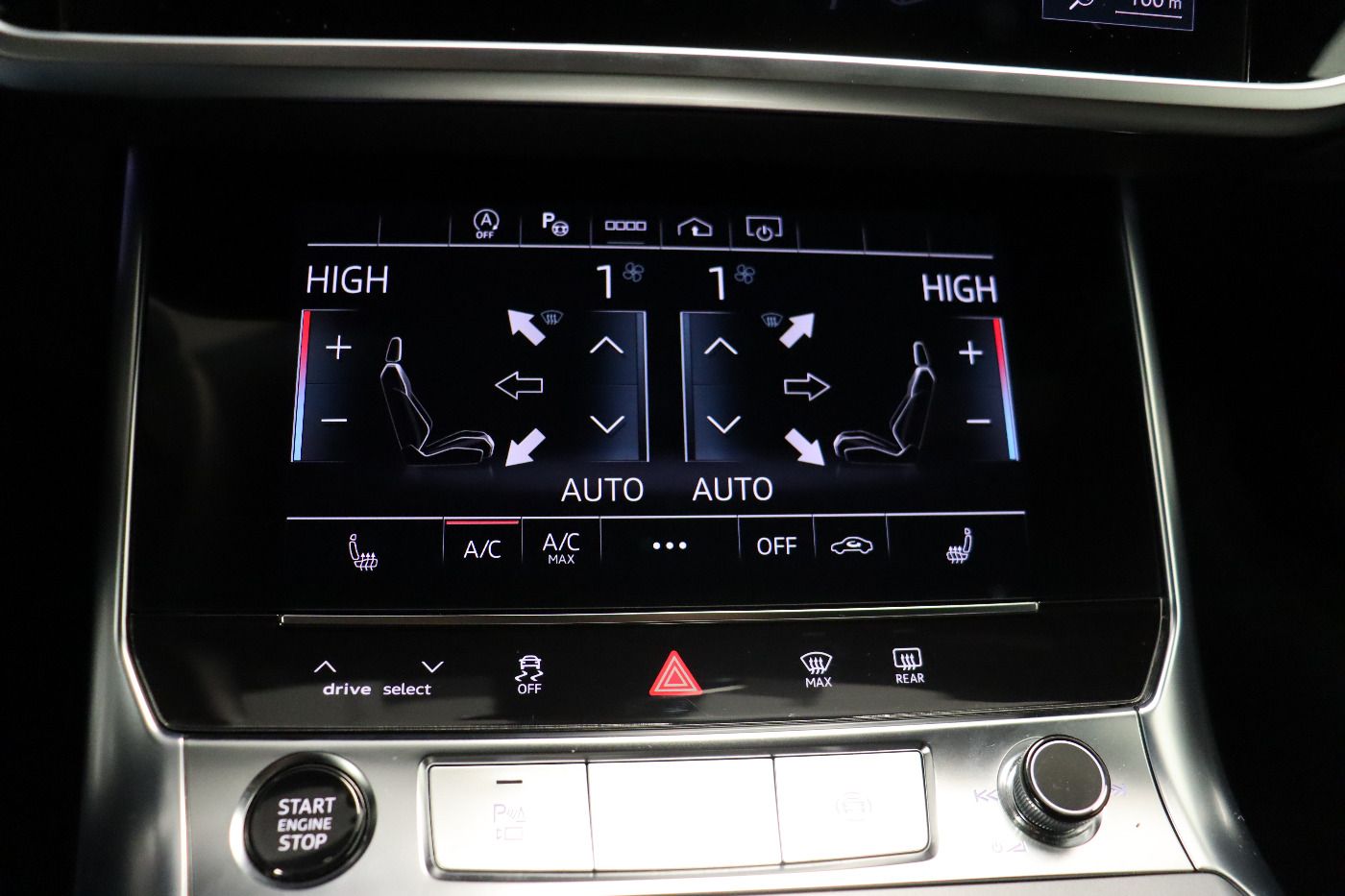 Fahrzeugabbildung Audi A6 Avant 45 TDI quattro S tronic Advanced Matrix