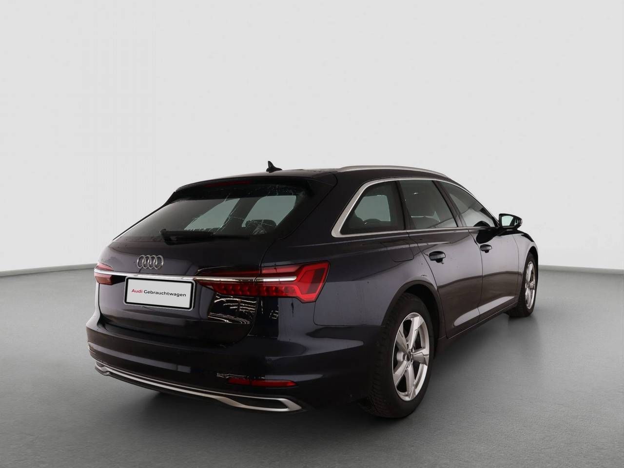Fahrzeugabbildung Audi A6 Avant 45 TFSI S tronic Advanced Matrix|AHK