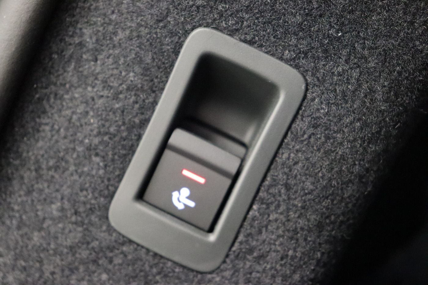 Fahrzeug autohaus mense Fahrzeugabbildung Audi A6 Avant e-tron performance AHK|Luft|Standhzg