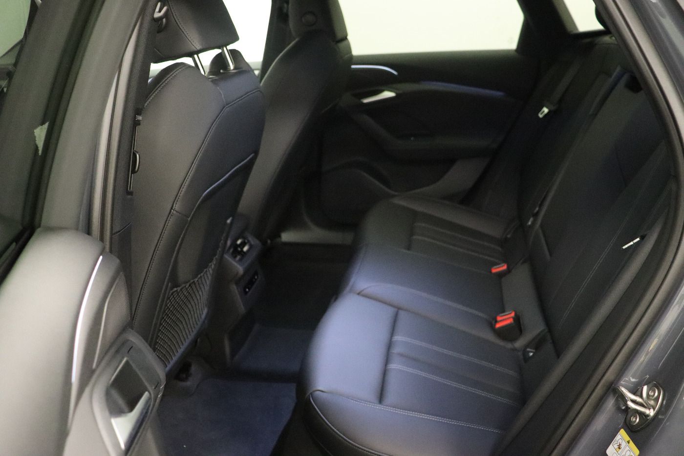 Fahrzeug autohaus mense Fahrzeugabbildung Audi A6 Avant e-tron performance AHK|Luft|Standhzg