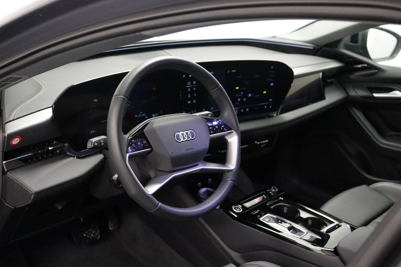 Fahrzeug autohaus mense Fahrzeugabbildung Audi A6 Avant e-tron performance AHK|Luft|Standhzg