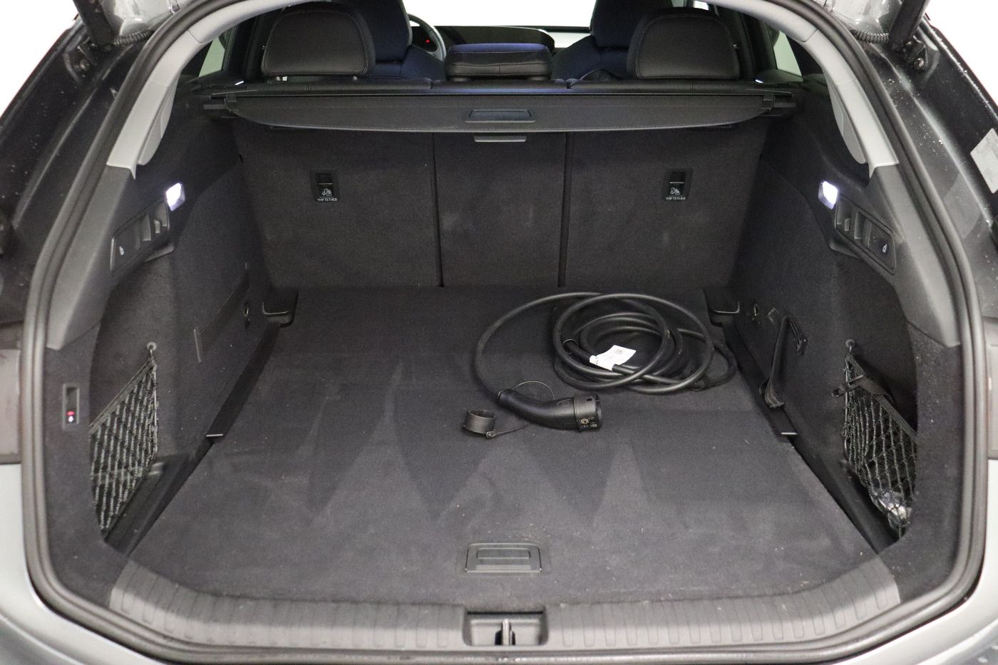 Fahrzeug autohaus mense Fahrzeugabbildung Audi A6 Avant e-tron B&O|AHK|HUD|Luft|Standhzg|4xSHZG