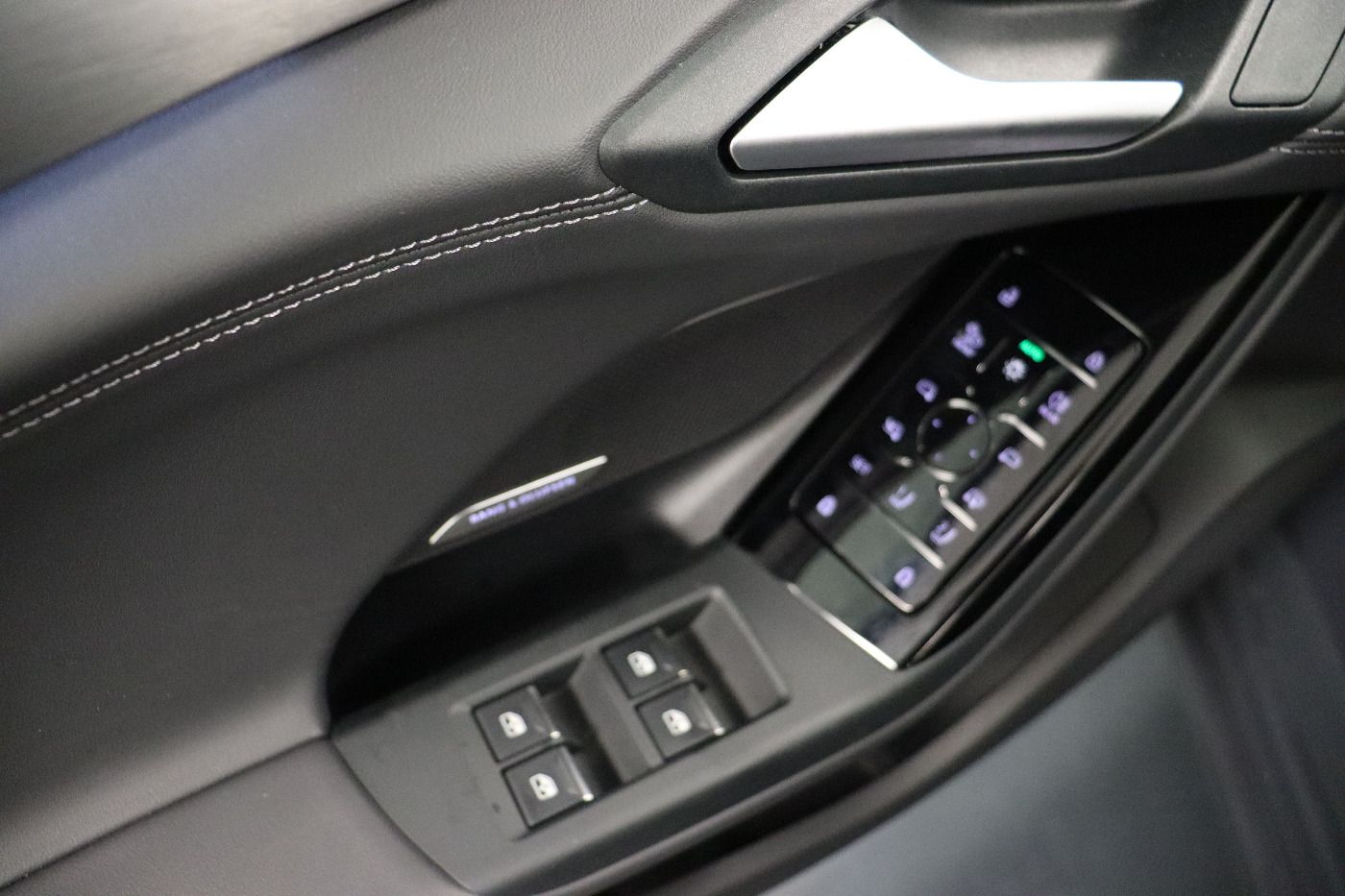 Fahrzeug autohaus mense Fahrzeugabbildung Audi A6 Avant e-tron S line B&O|AHK|HUD|Luft|Pano|ACC