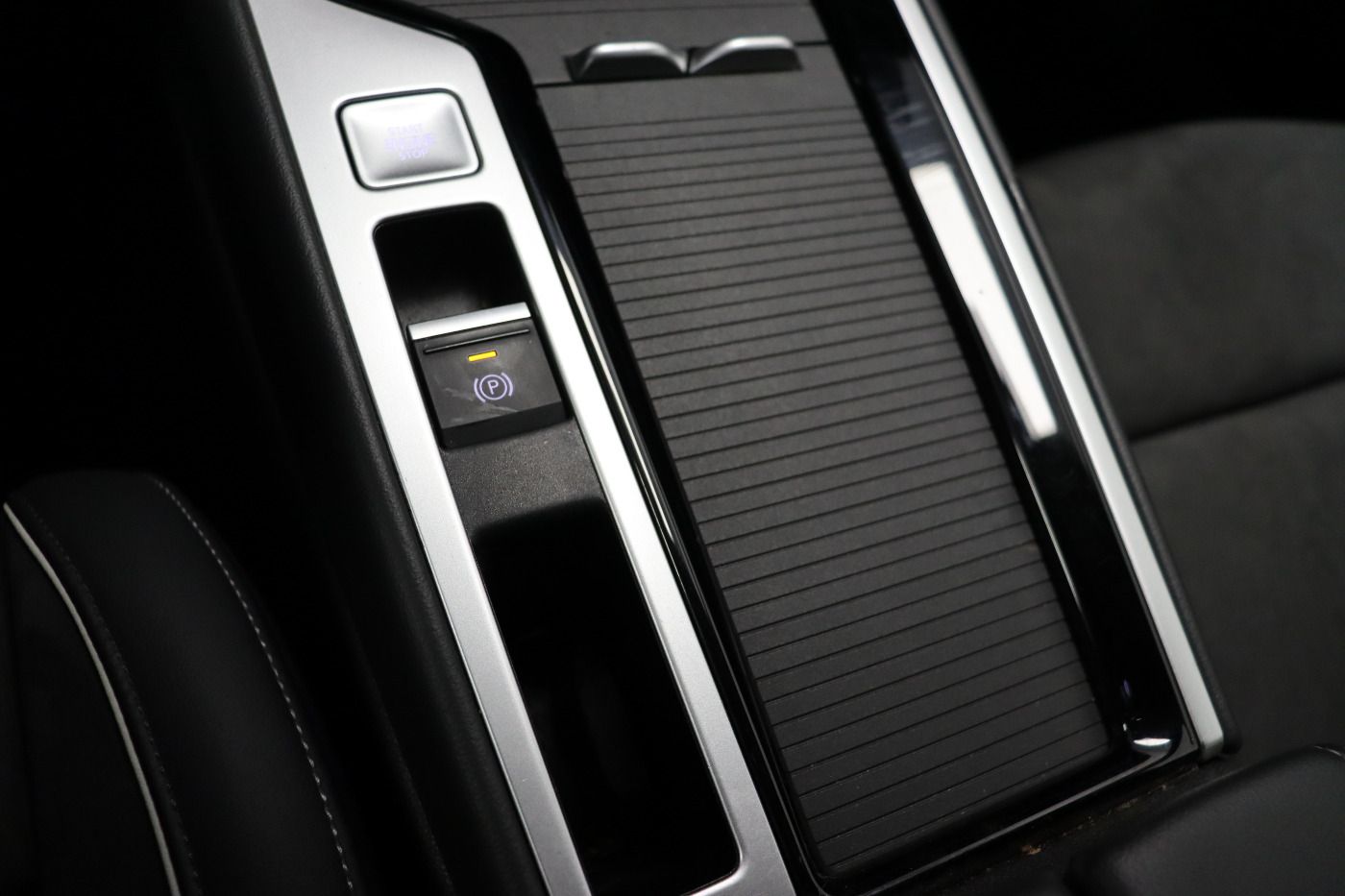 Fahrzeugabbildung Volkswagen Passat Variant 2.0 TDI DSG Elegance IQ.Light|AHK