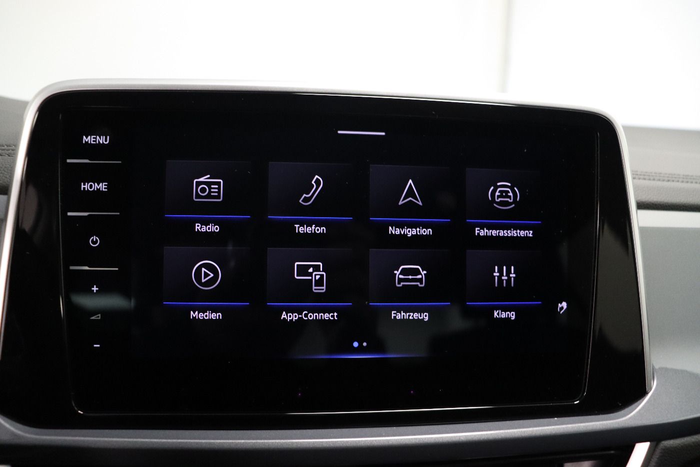 Fahrzeugabbildung Volkswagen T-Roc 2.0 TDI Style IQ.Light|Matrix|CarPlay|ACC