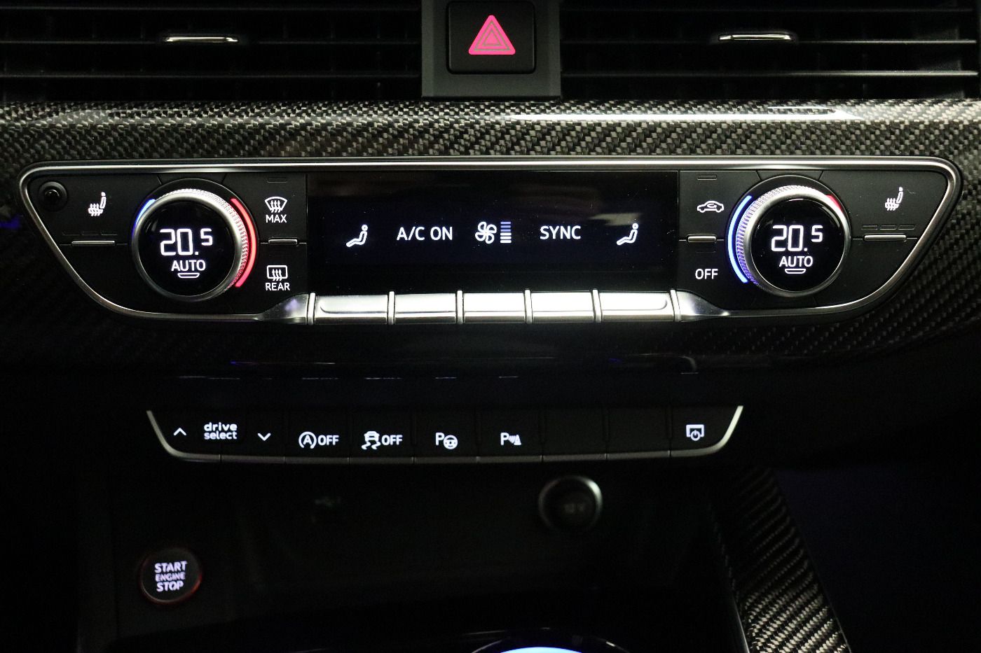 Fahrzeugabbildung Audi RS 4 Avant 2.9 TFSI Quattro tiptronic Pano