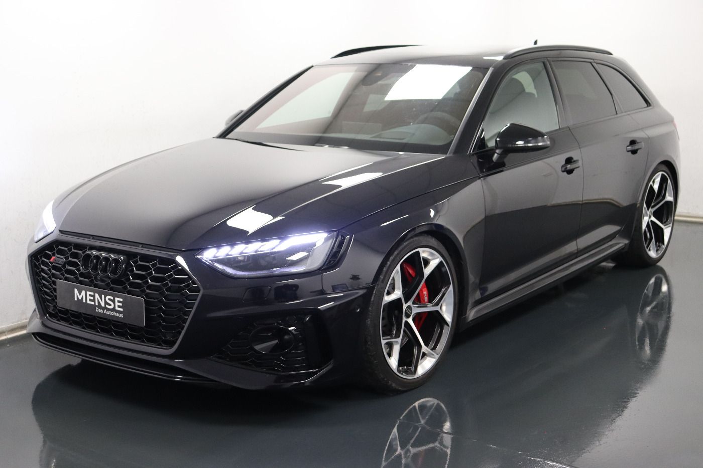 Fahrzeugabbildung Audi RS 4 Avant 2.9 TFSI Quattro tiptronic Pano