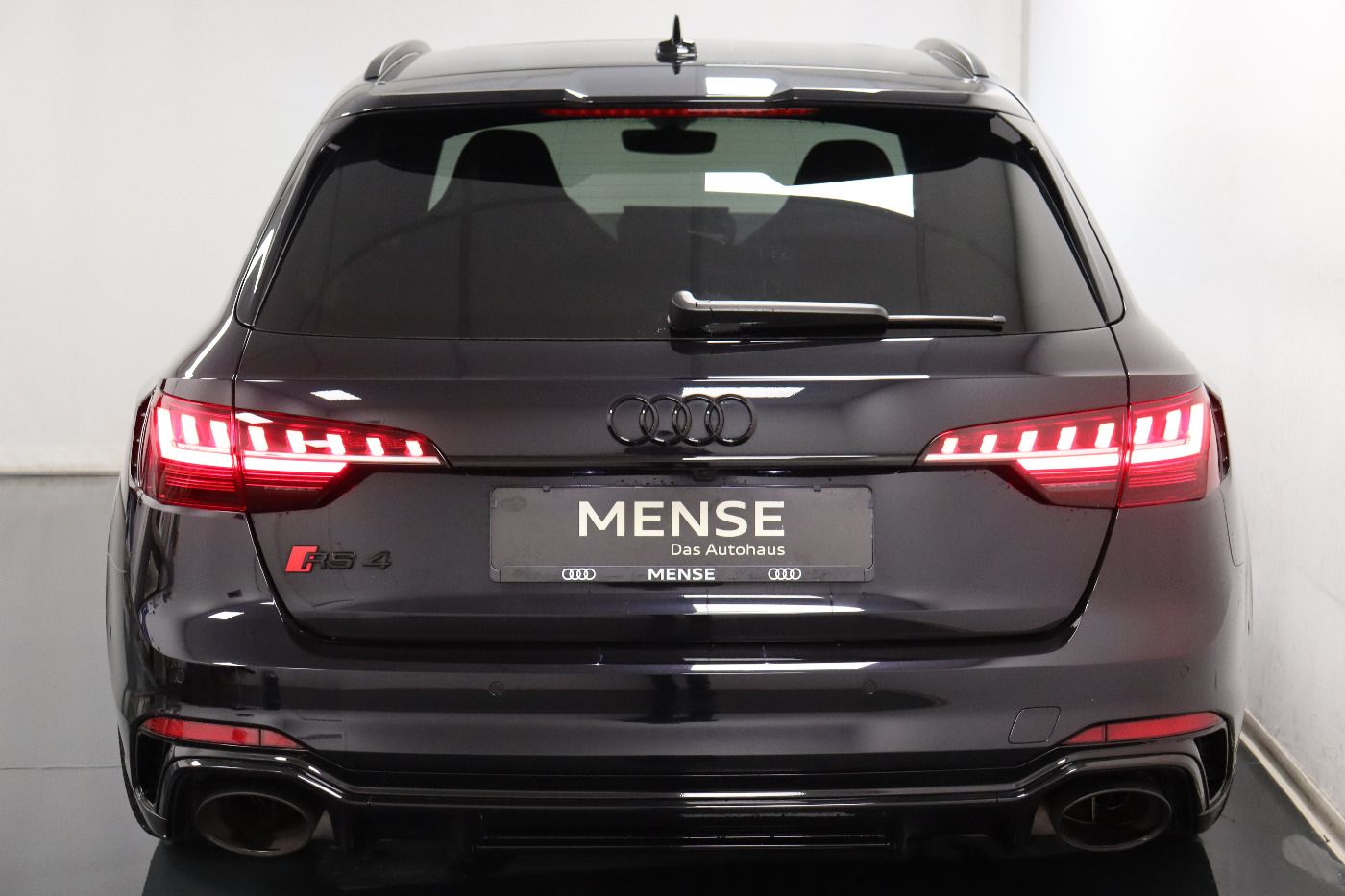 Fahrzeugabbildung Audi RS 4 Avant 2.9 TFSI Quattro tiptronic Pano