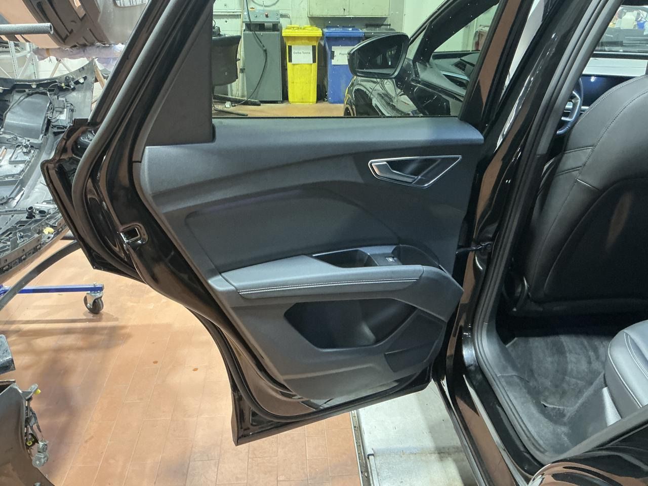 Fahrzeug autohaus mense Fahrzeugabbildung Audi Q4 Sportback e-tron 35 Pano|Standhzg|ACC|LED|PDC