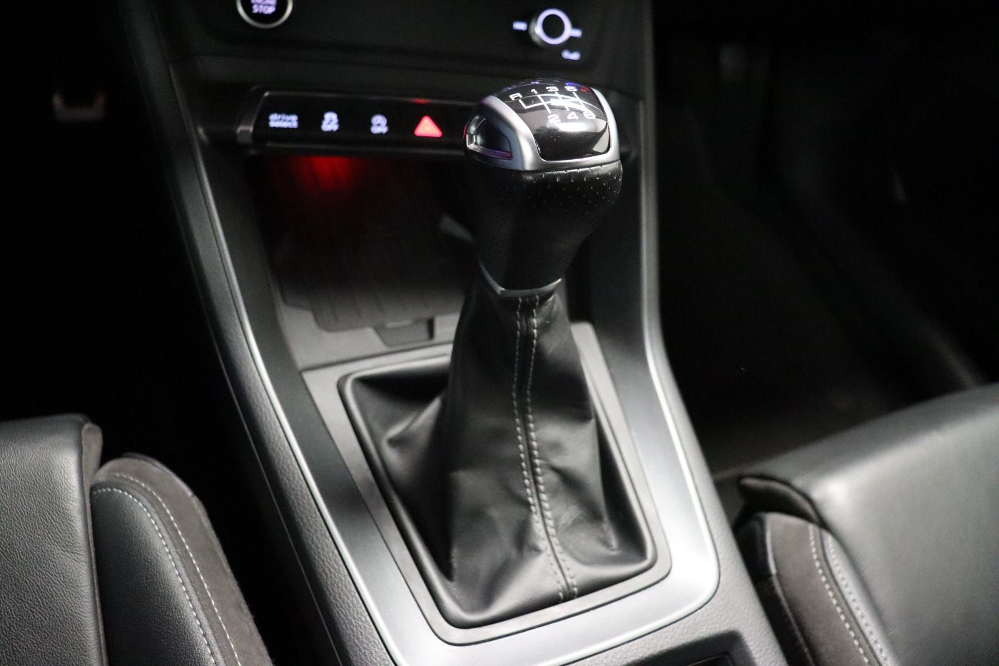 Fahrzeug autohaus mense Fahrzeugabbildung Audi Q3 Sportback 35 TDI S line AHK|ACC|LED|Navi|PDC