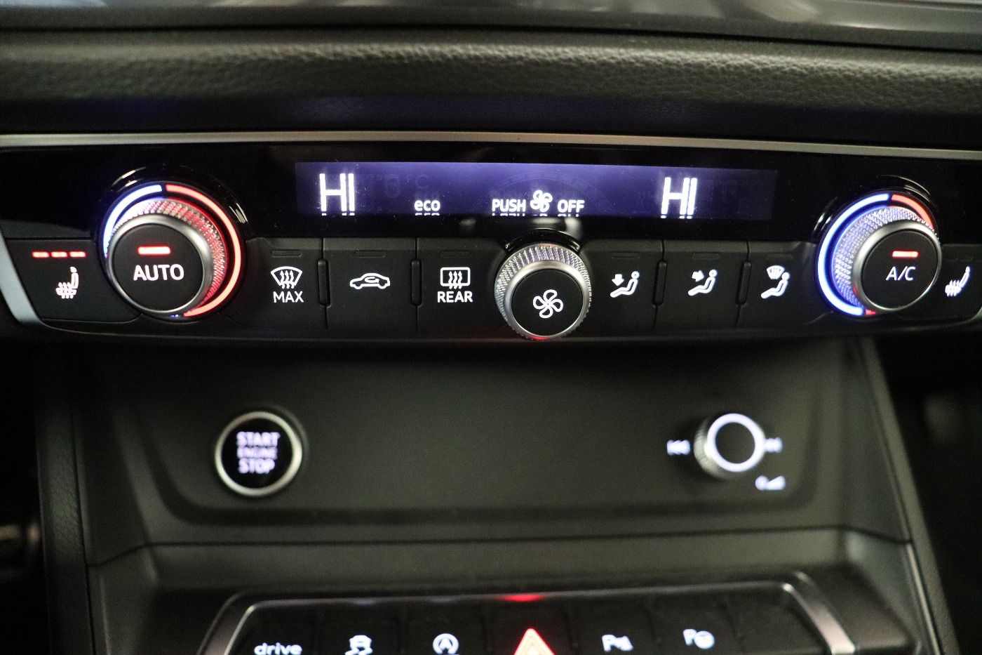 Fahrzeug autohaus mense Fahrzeugabbildung Audi Q3 Sportback 35 TDI S line AHK|ACC|LED|Navi|PDC