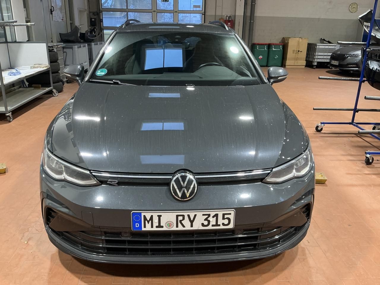 Fahrzeugabbildung Volkswagen Golf VII Variant 2.0 TDI DSG R- line CarPlay|ACC