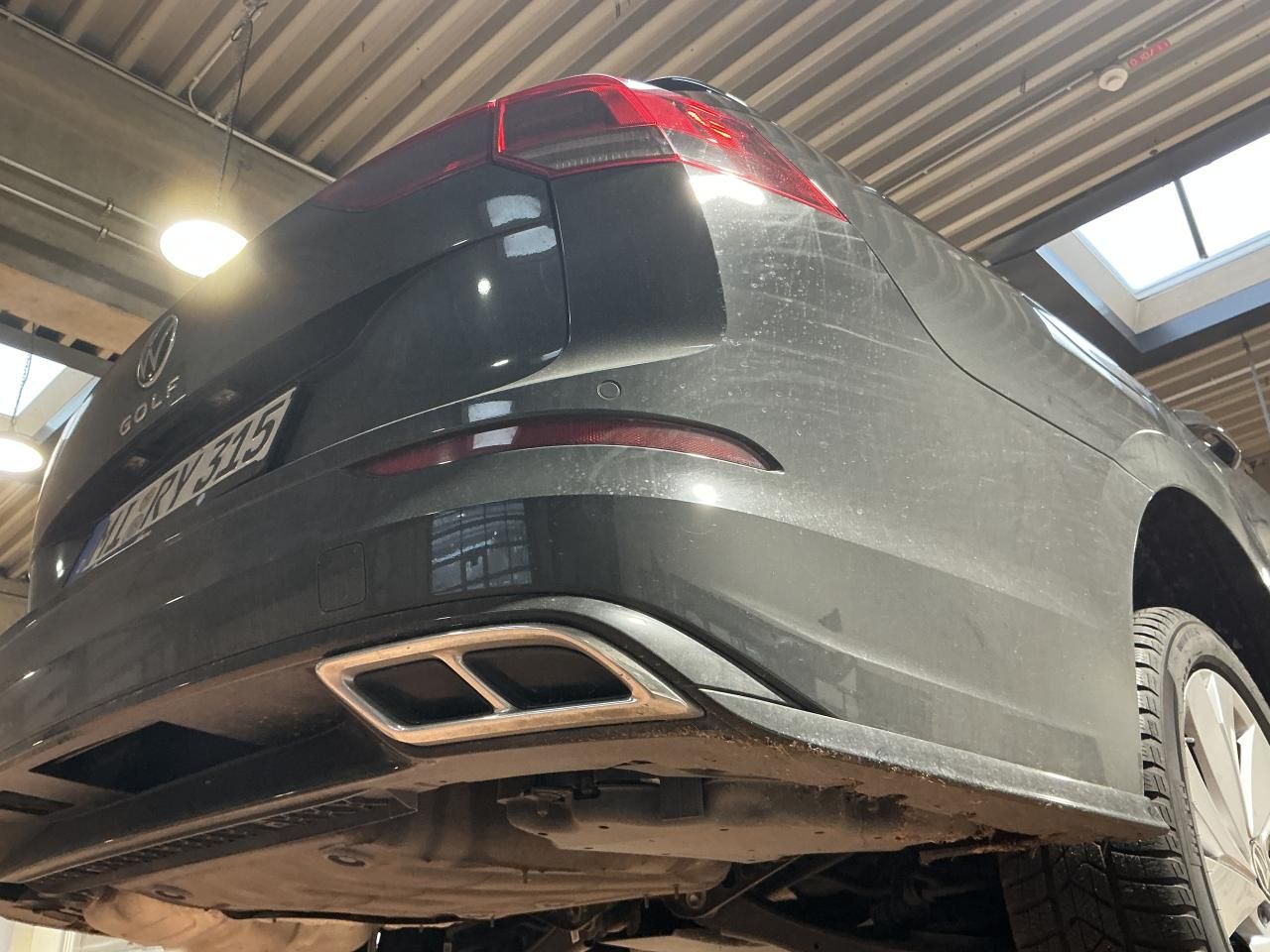 Fahrzeugabbildung Volkswagen Golf VII Variant 2.0 TDI DSG R- line CarPlay|ACC