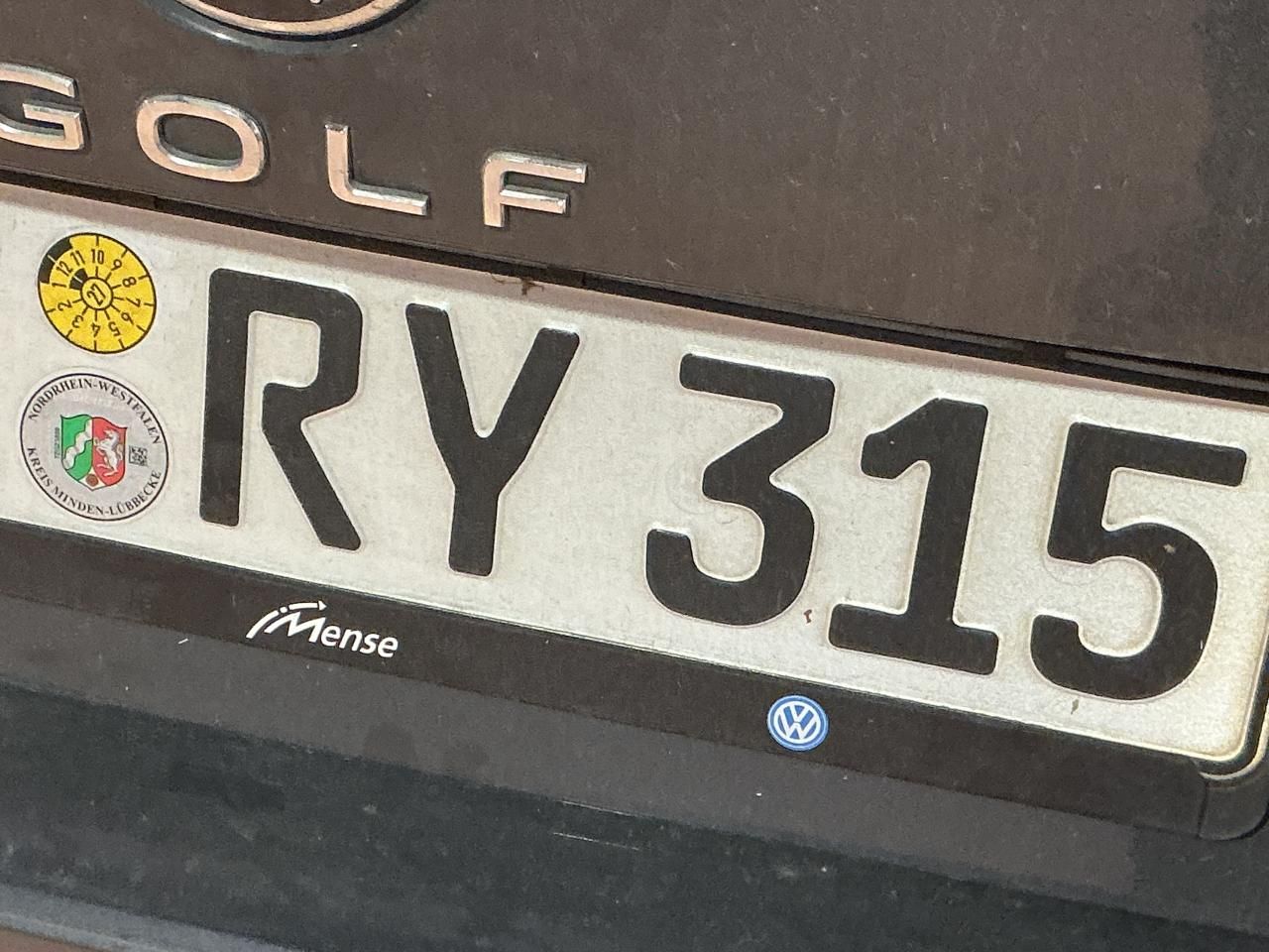 Fahrzeugabbildung Volkswagen Golf VII Variant 2.0 TDI DSG R- line CarPlay|ACC